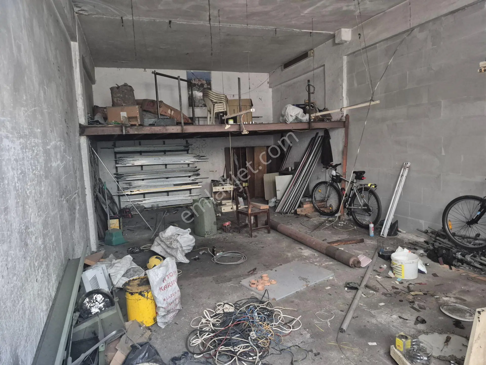 Molla Team'den Rami Zafer Sn. Sit. 50 M2 Kiralık Dükkan%atölye