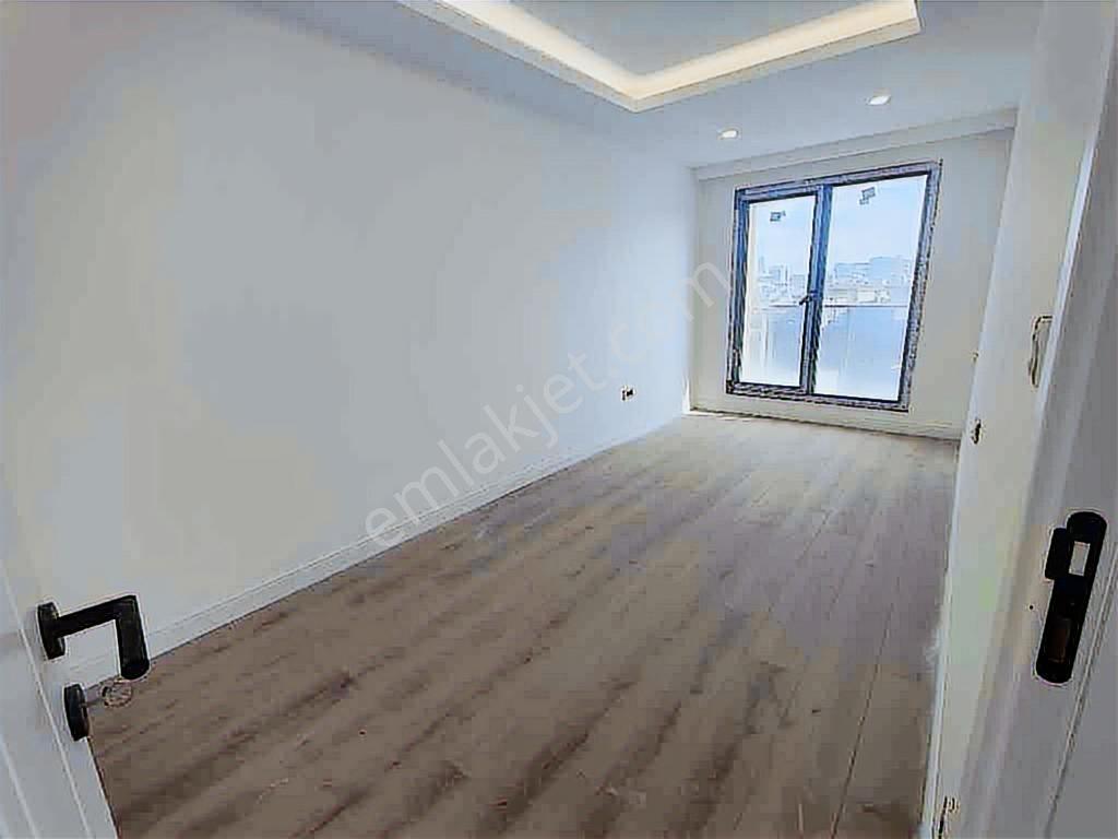 Otopark Güvenlik Havuz Site İçi Sıfır 2+1 Residence - Görsel 12