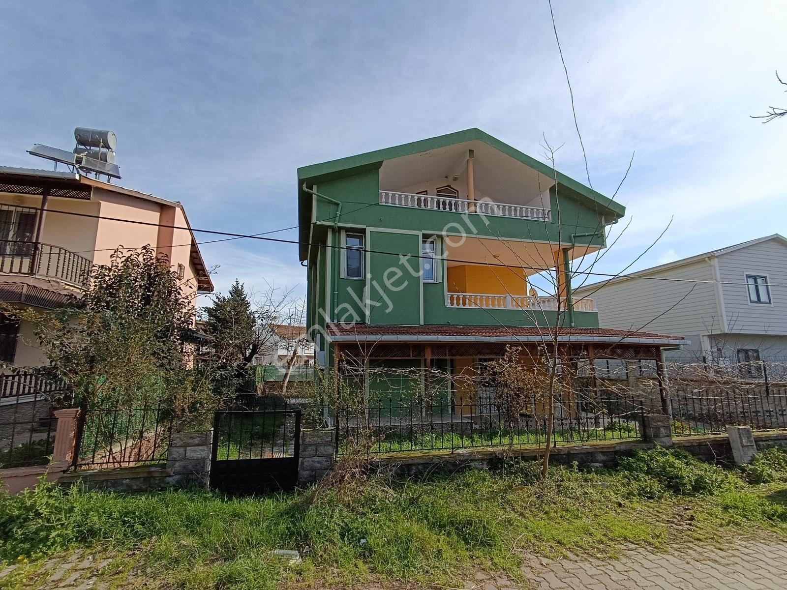 Silivri Gümüşyaka'da Denize Yakın 3 Katlı Müstakil Villa - Görsel 33