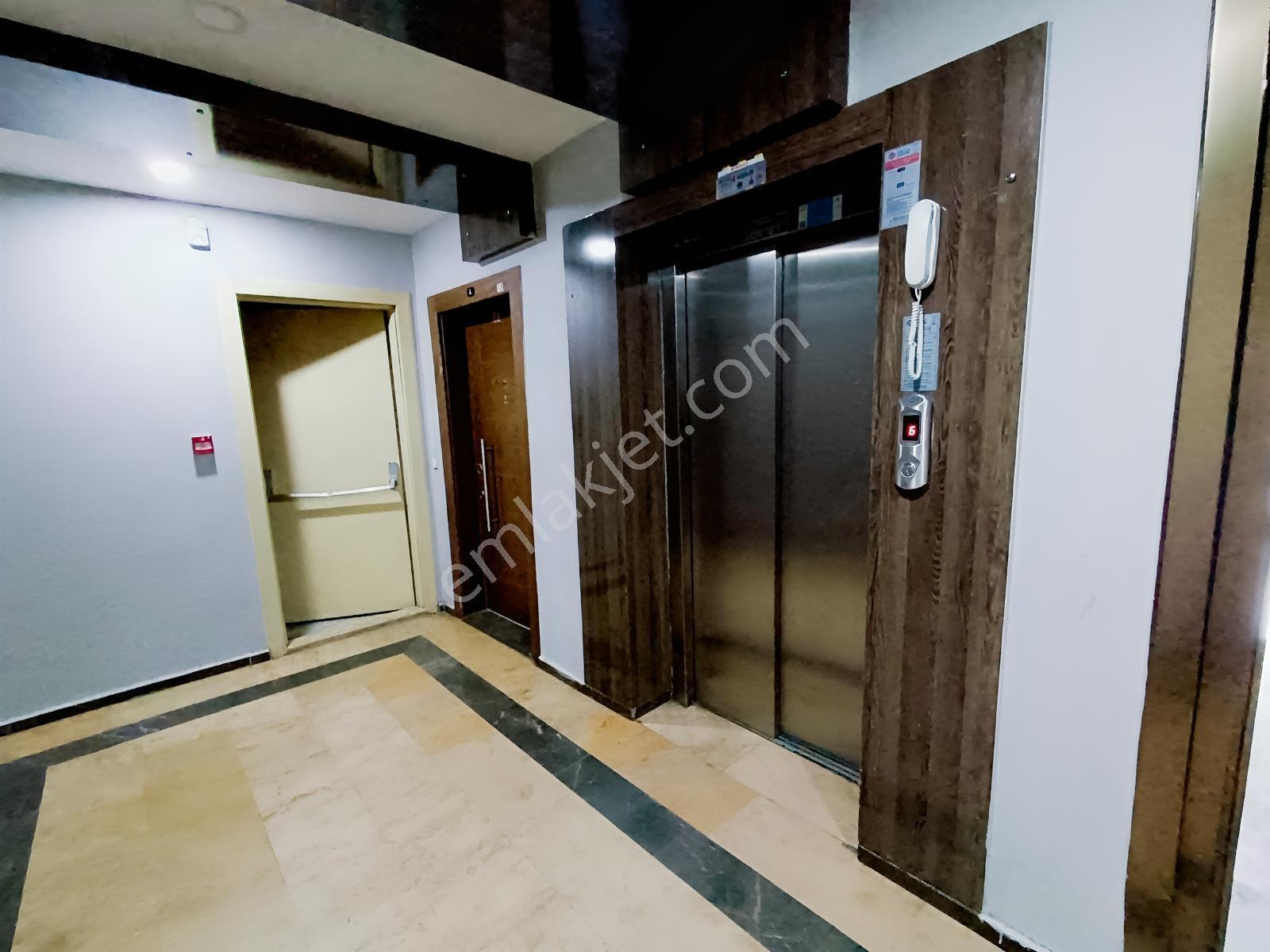 Çorlu Hürriyet Mh Kayapark Sitesi Satılık Bahçe Katı 3+1 Daire - Görsel 8