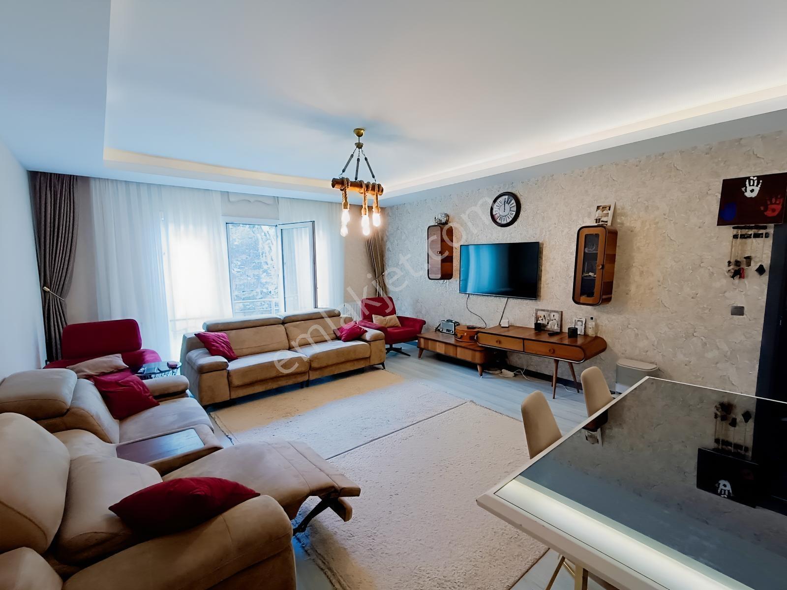 Çorlu Hürriyet Mh Kayapark Sitesi Satılık Bahçe Katı 3+1 Daire