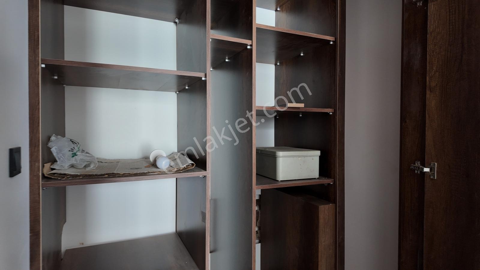 Doğa Villalarında, Havuzlu Lüks Sitede 4+1 Kiralık Villa - Görsel 8