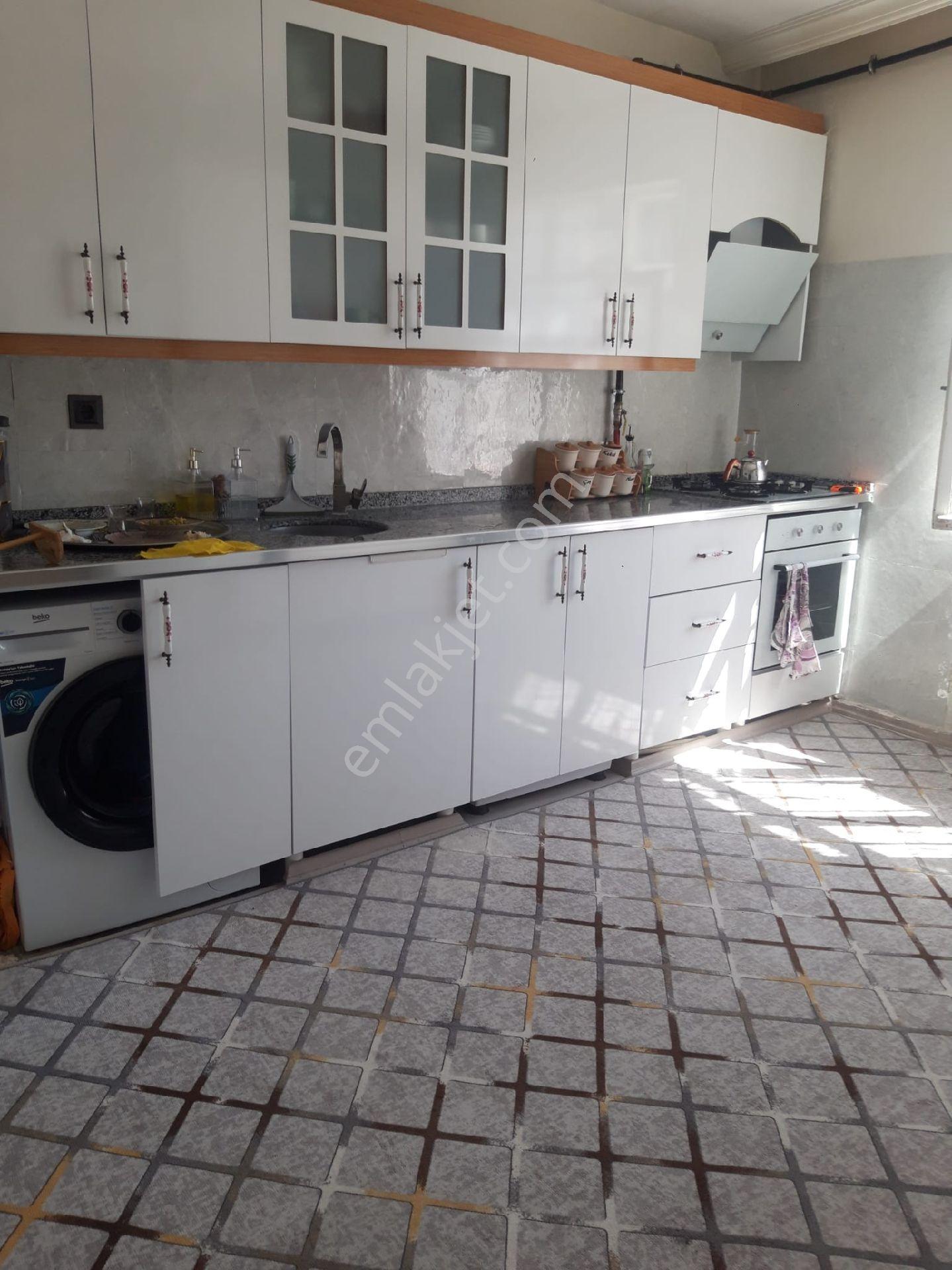 Eski Cezaevi Civarı Satılık Full Yapılı 2+1 Daire Civarı