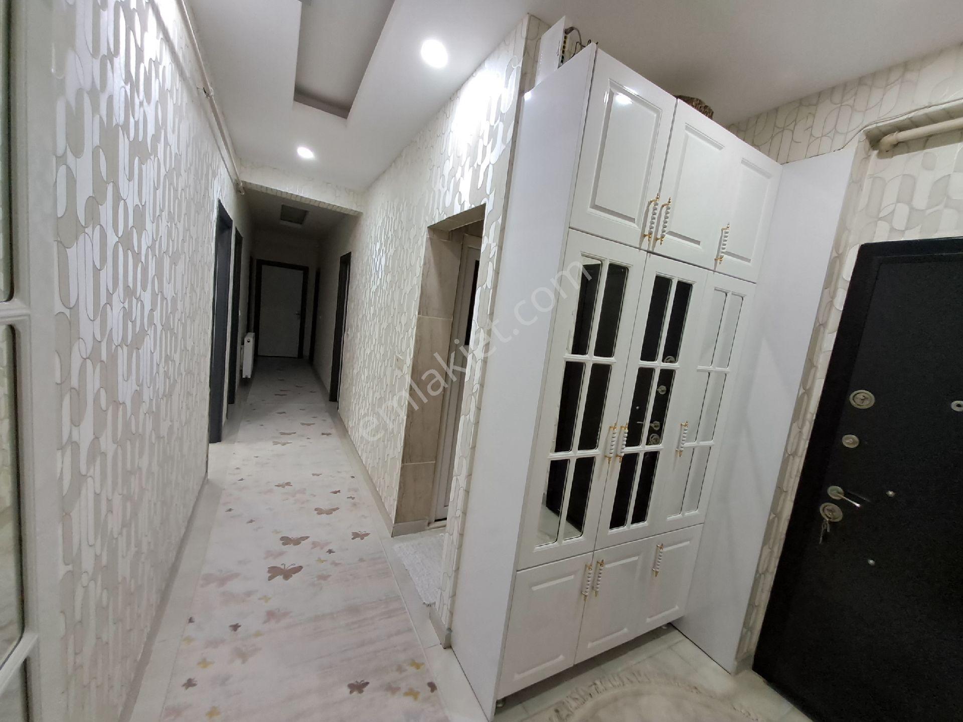 Bulvar Üzeri Nezih Site İçi - Görsel 16