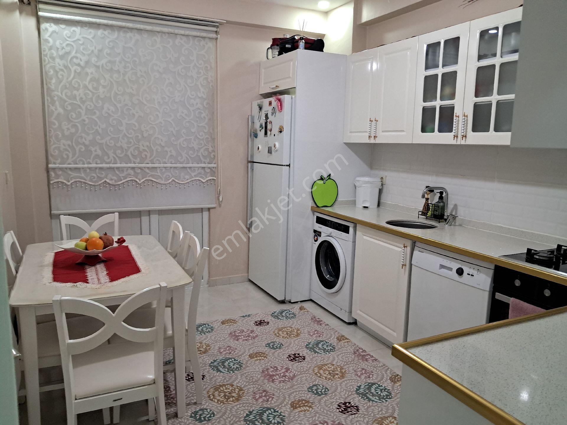 Bulvar Üzeri Nezih Site İçi - Görsel 7