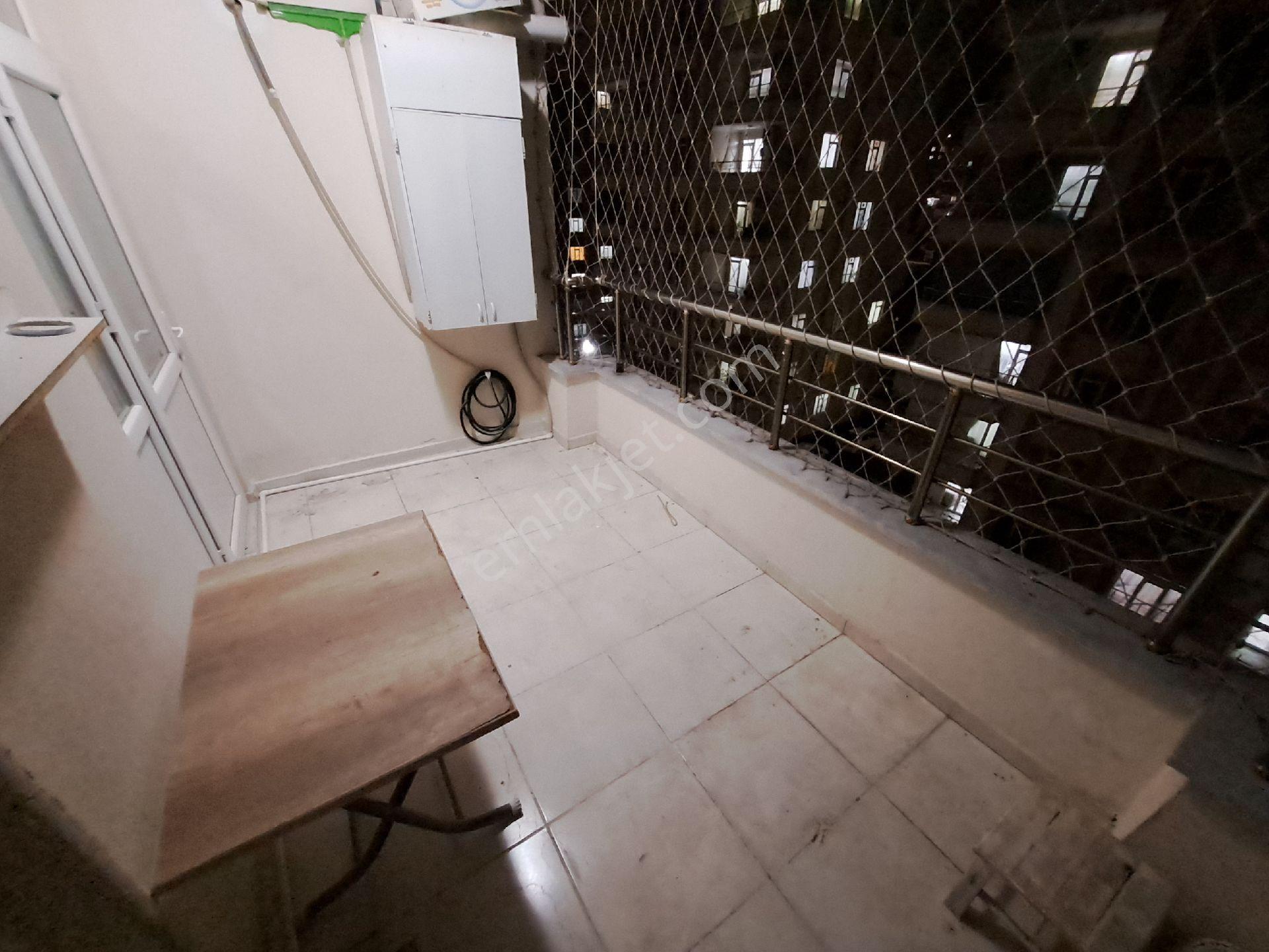 Bulvar Üzeri Nezih Site İçi - Görsel 15
