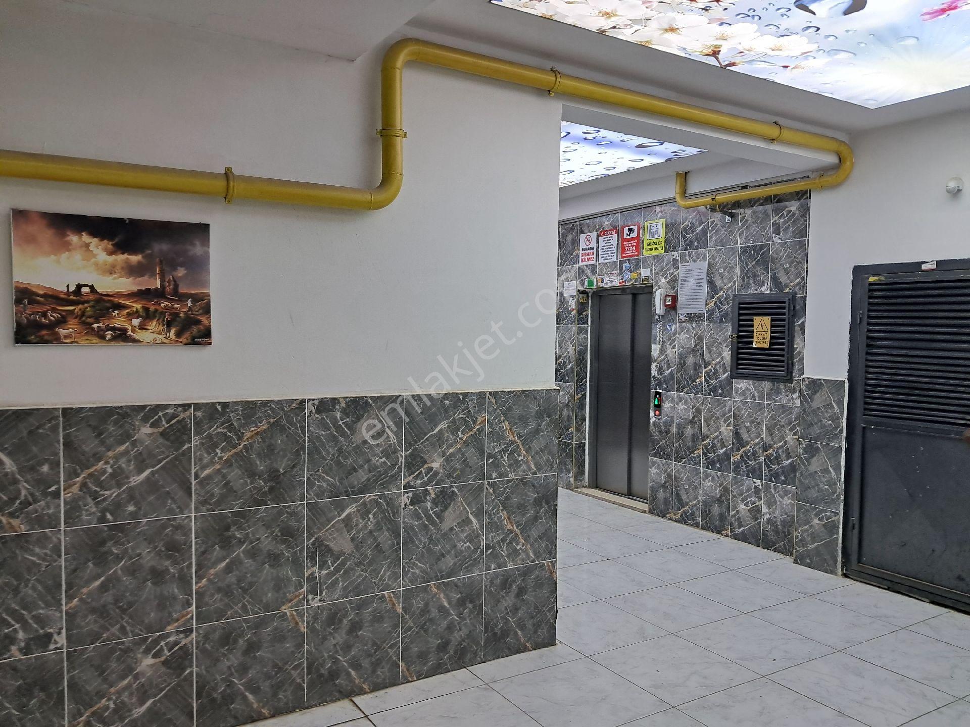 Bulvar Üzeri Nezih Site İçi - Görsel 2