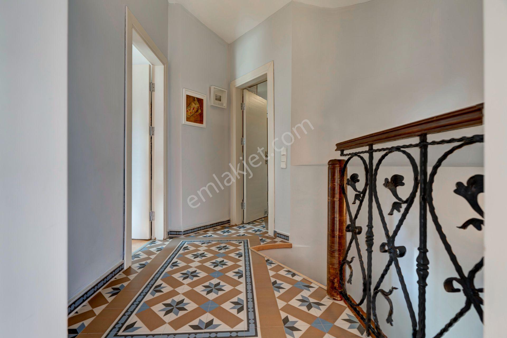 Çengelköy Kaleseramik Evleri 'nde Özel Dizaynlı Kiralık Tripleks - Görsel 30
