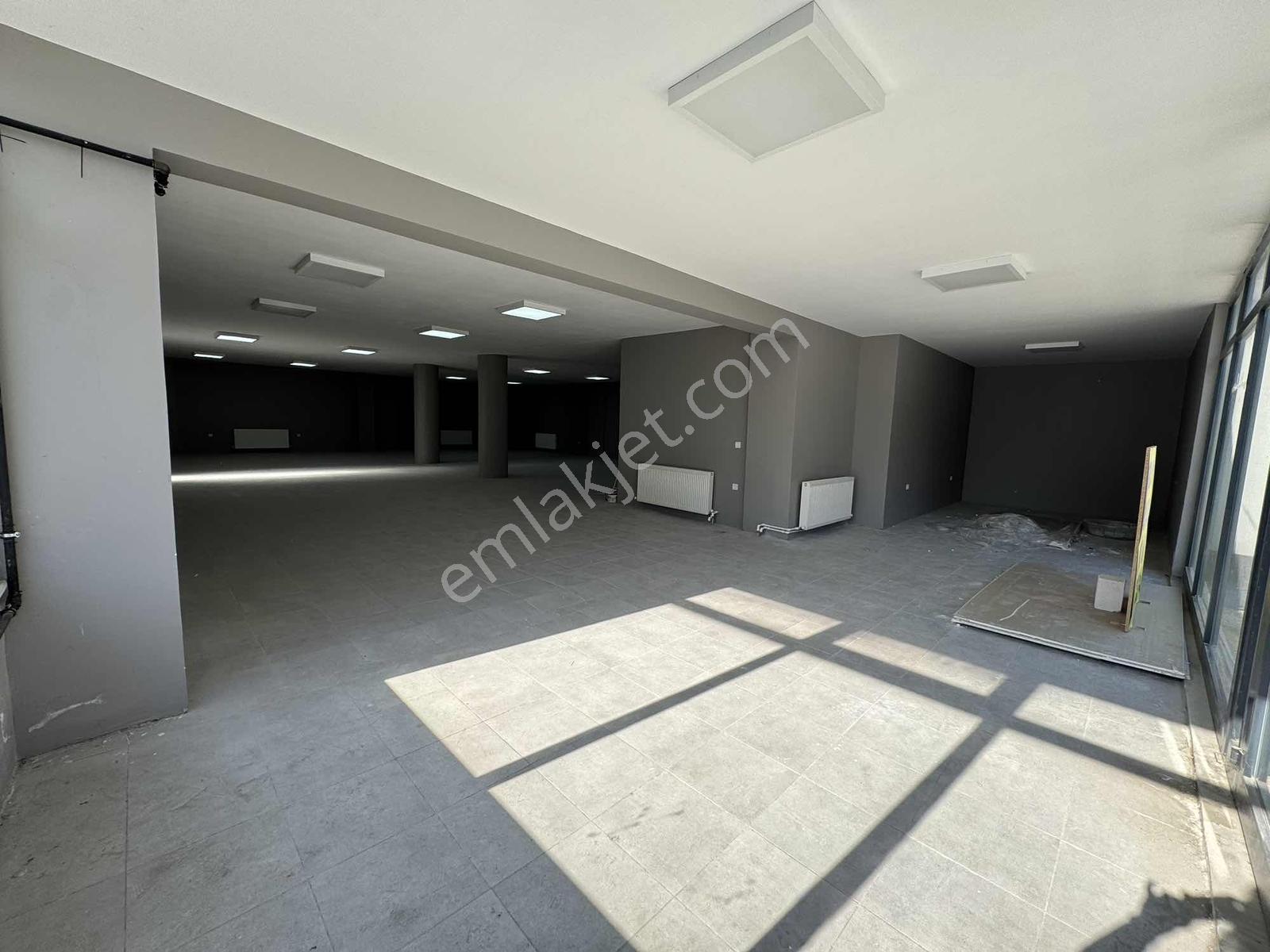 Büyükçekmece Mimarsinan E5 Üzeri 310 M2 Kiralık Dükkan - Görsel 10