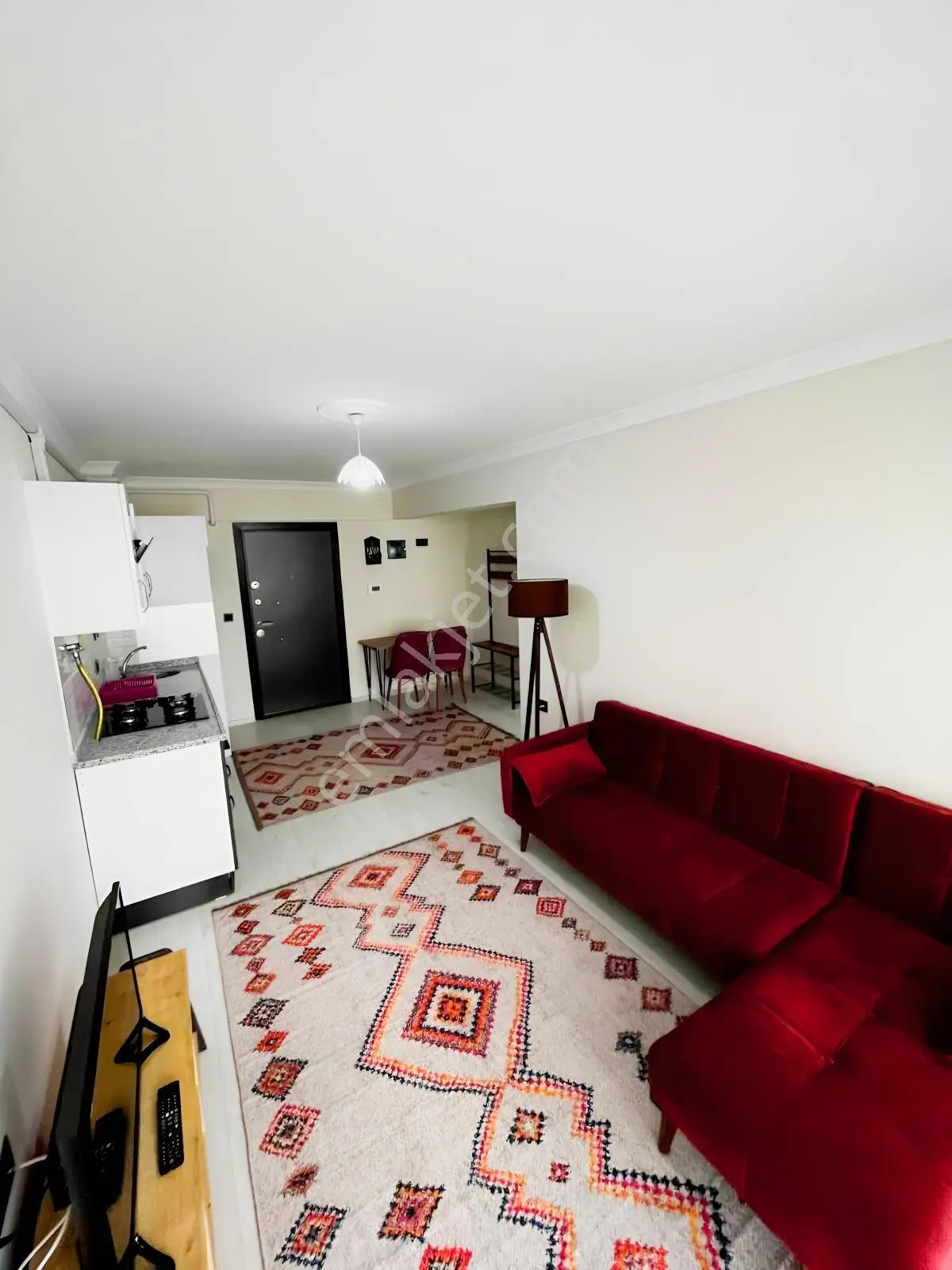 Üniversite Mahallesinde Kiralık Eşyalı 1+1 Daire - Görsel 4