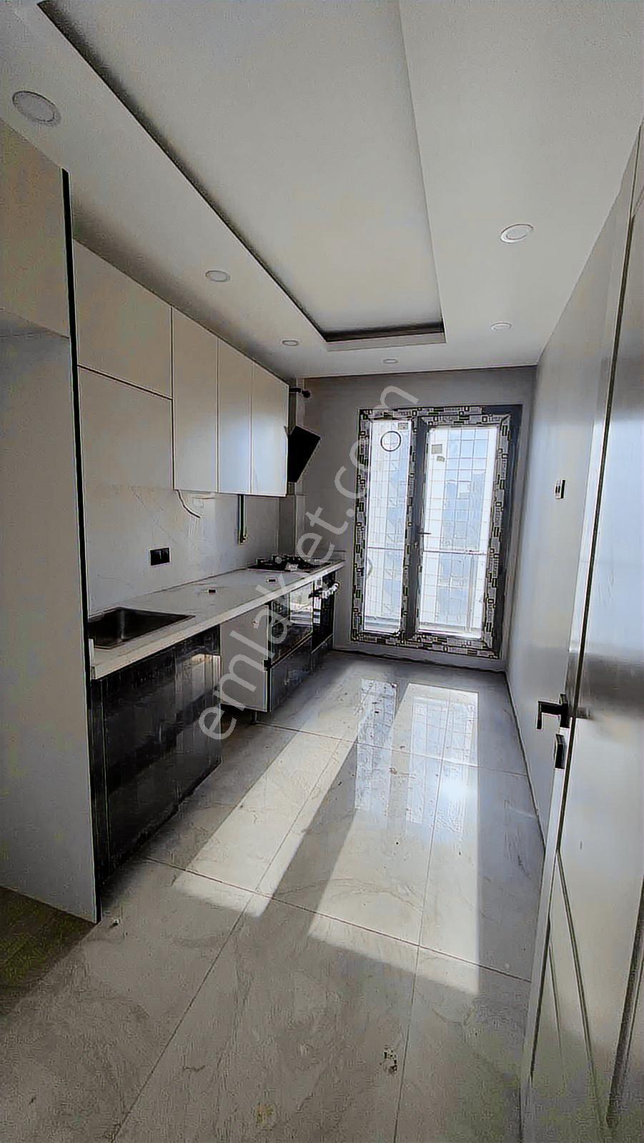 Kiralık Empıre Beylikdüzü'nde 2+1 Ferah Daire - Görsel 3