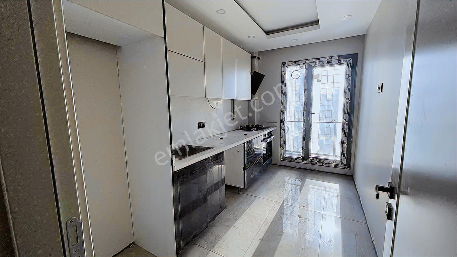Kiralık Empıre Beylikdüzü'nde 2+1 Ferah Daire - Görsel 12