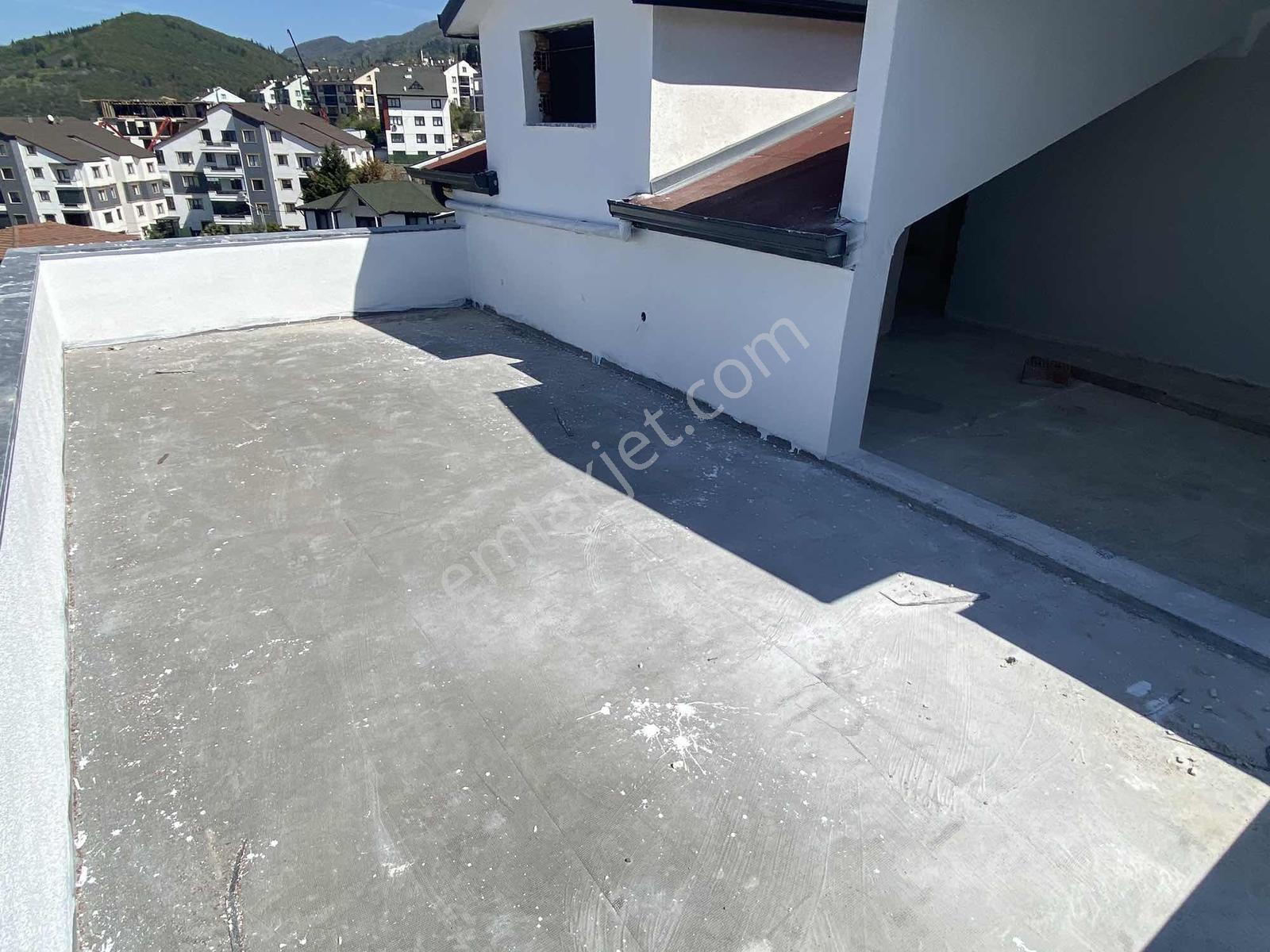 Karamürsel'de 3+1 Emsalsiz Deniz Manzaralı Satılık Daire - Görsel 21