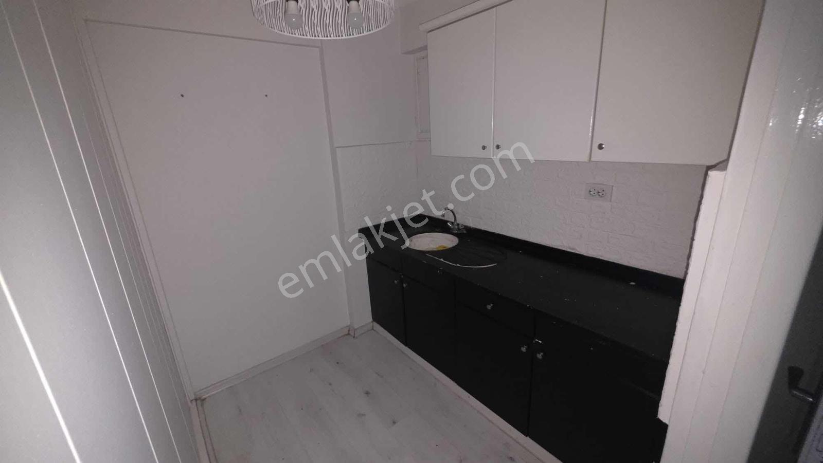 Kıbrıs Şehitlerinde 2+1 Kiralık - Görsel 16