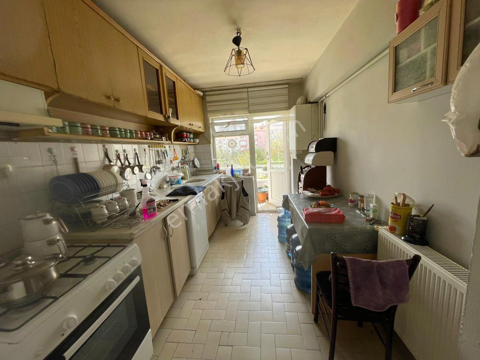 Site İçerisinde Merkezi Konum Masrafsız 3+1 Daire ~yılmaz Emlak - Görsel 2