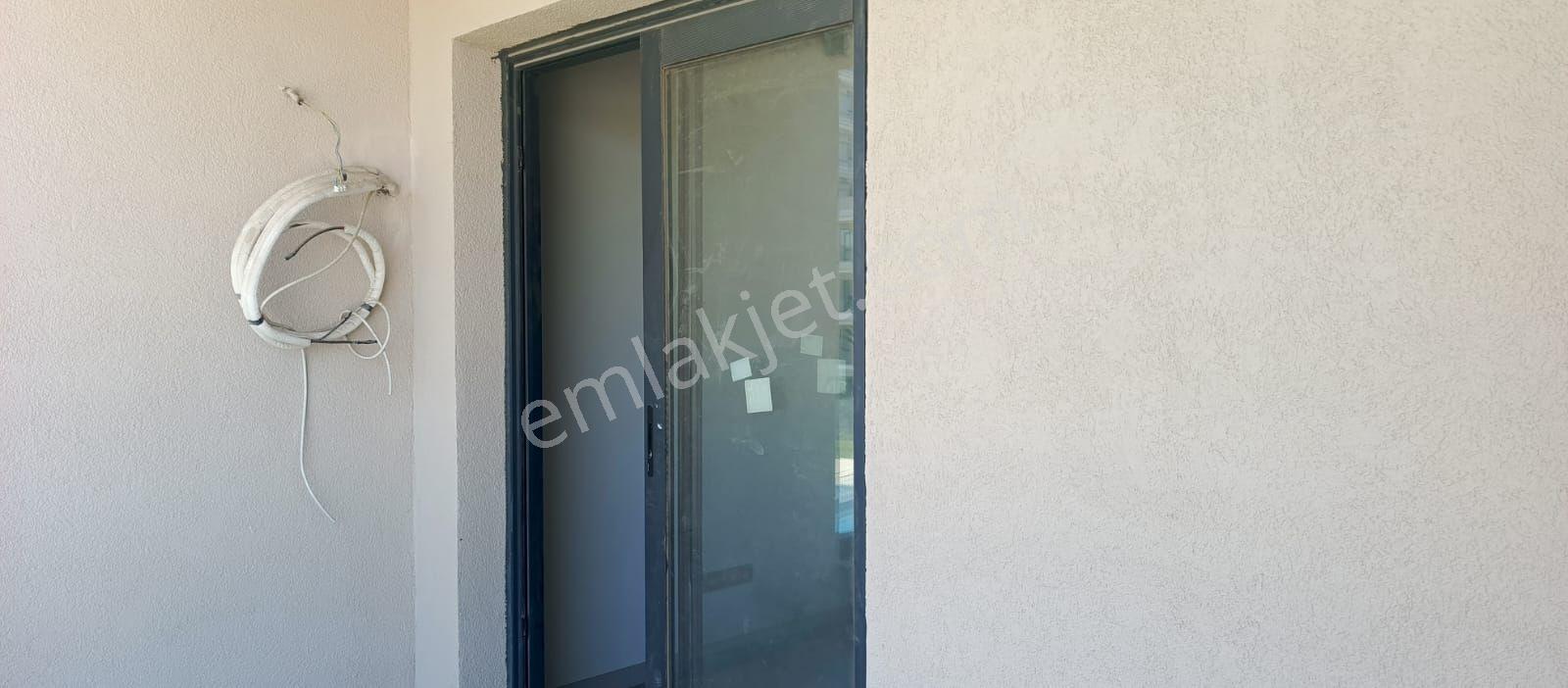 Turgutlu Mirnas Bahçeşehir'de 1+1 Lüks Kiralık Daire - Görsel 29