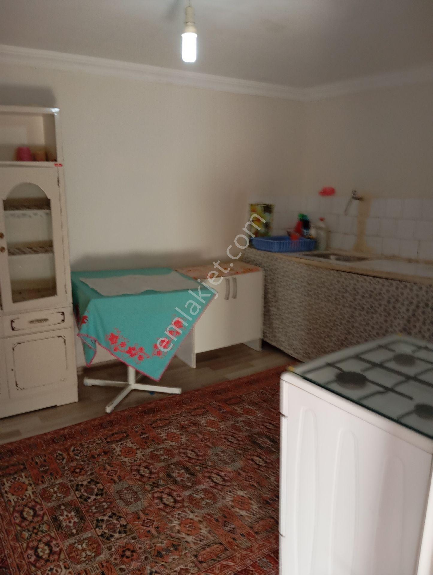 Sarıyakupta Hazır 1+1 Evi Bulunan Bahöe - Görsel 12