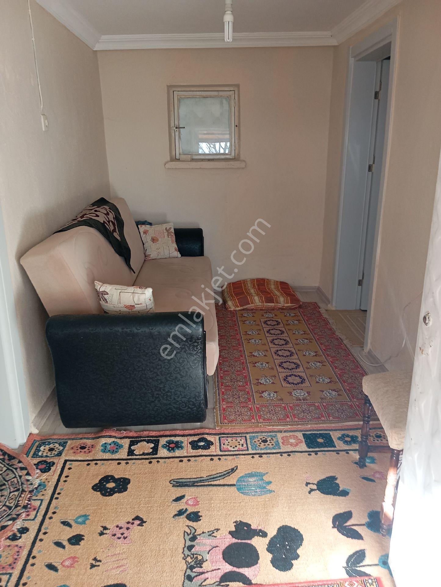 Sarıyakupta Hazır 1+1 Evi Bulunan Bahöe - Görsel 6