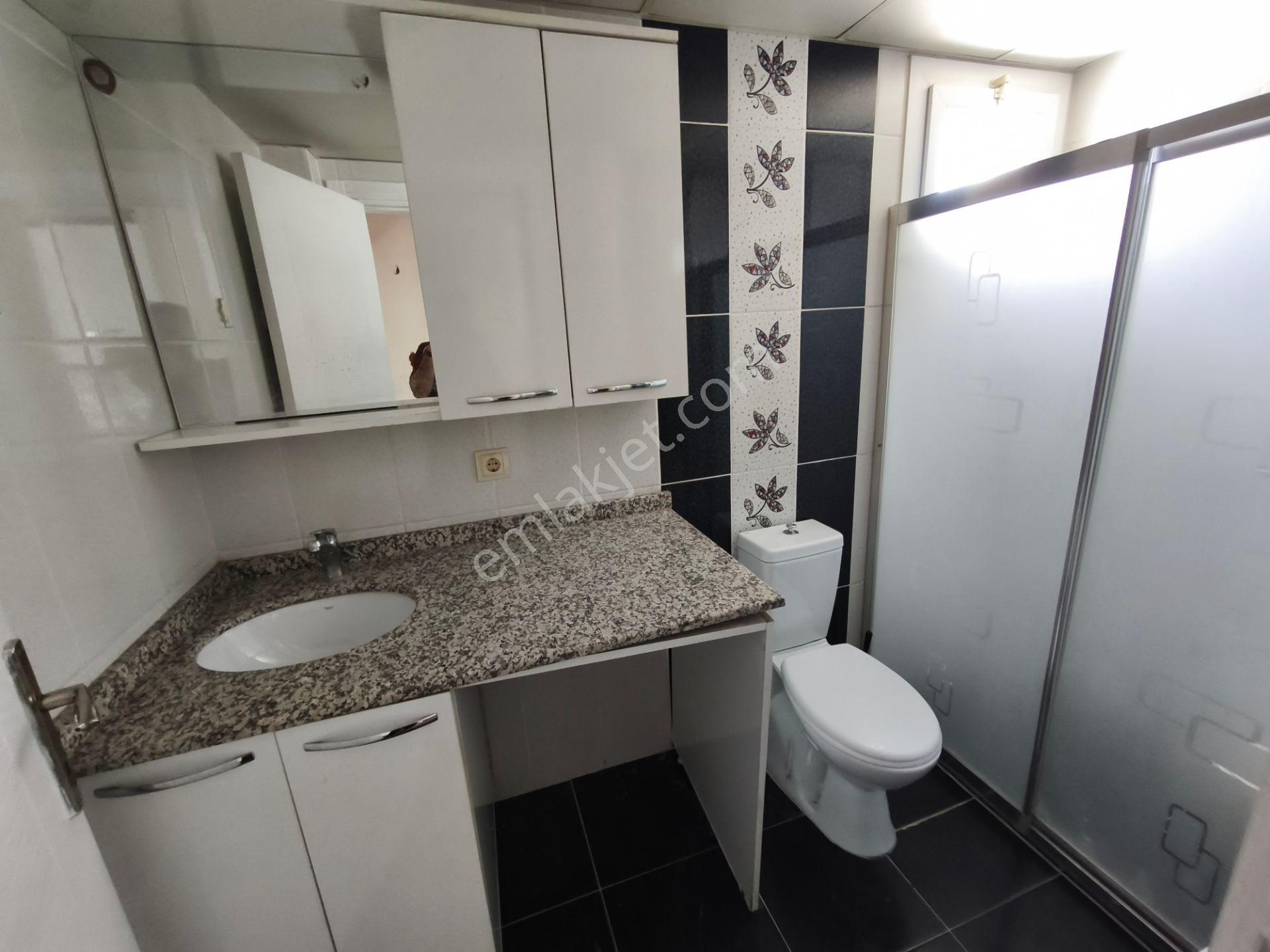 Kuruçeşme Mahallesi Üniversite Yürüme Mesafesinde Kiralık 1+1 - Görsel 18