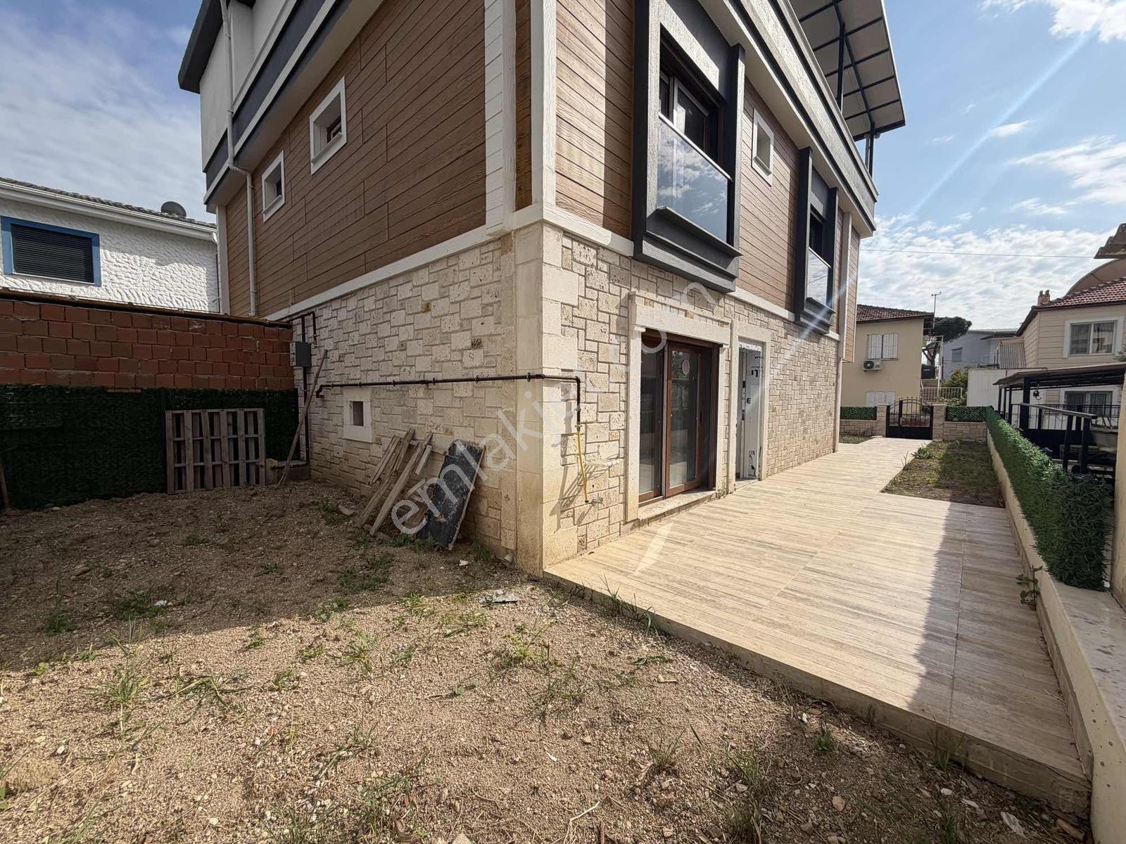 Yenişakran Sayfiye Mah. Denize Yakın Satılık 3+1 Müstakil Villa - Görsel 23