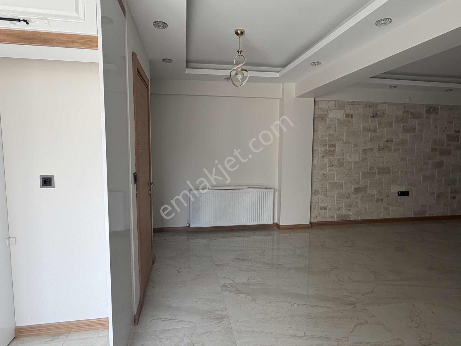 Yenişakran Sayfiye Mah. Denize Yakın Satılık 3+1 Müstakil Villa - Görsel 8