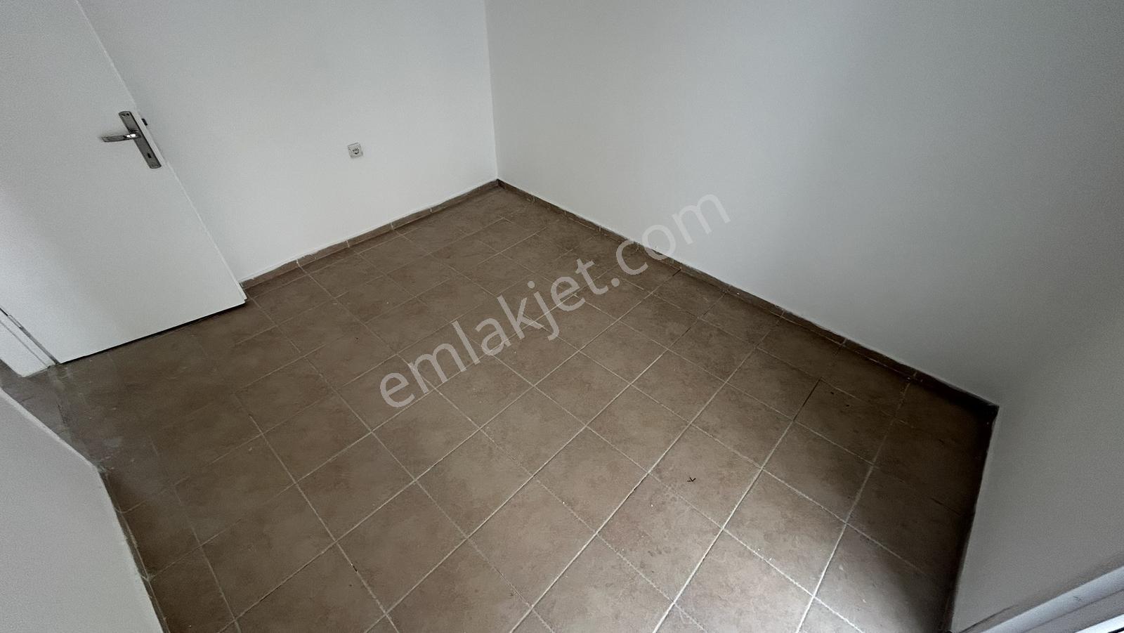 Kiralık Daire Denize 50 Metre Uzaklıkta - Görsel 24