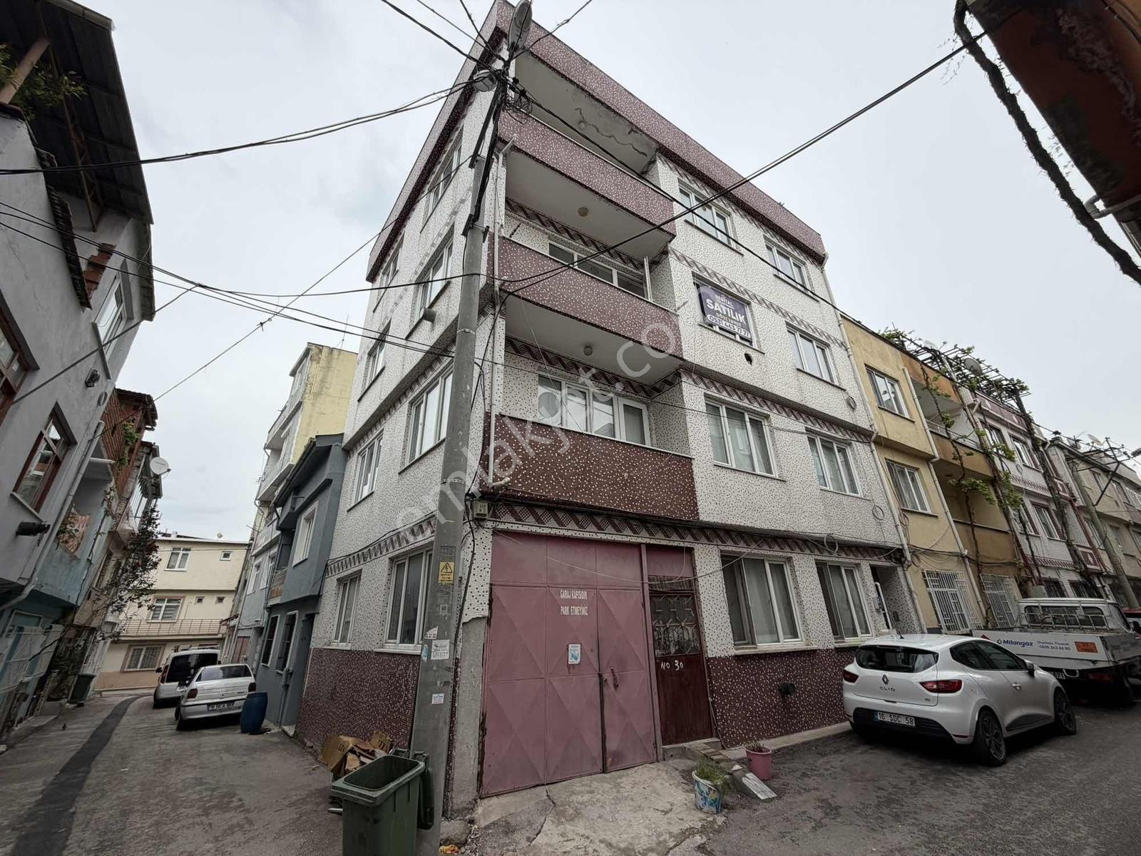 Osmangazi Çirişhane Mahallesi Satılık 4 Katlı Köşe Müstakil Ev