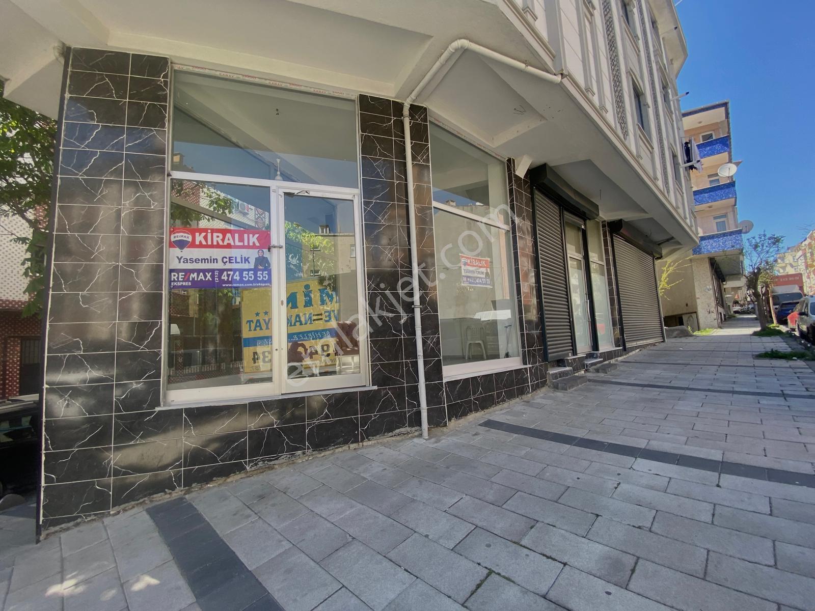 Re/max’tan Köşe Konumlu Yüksek Tabela Değerli Kiralık Showroom & Mağaza - Görsel 12