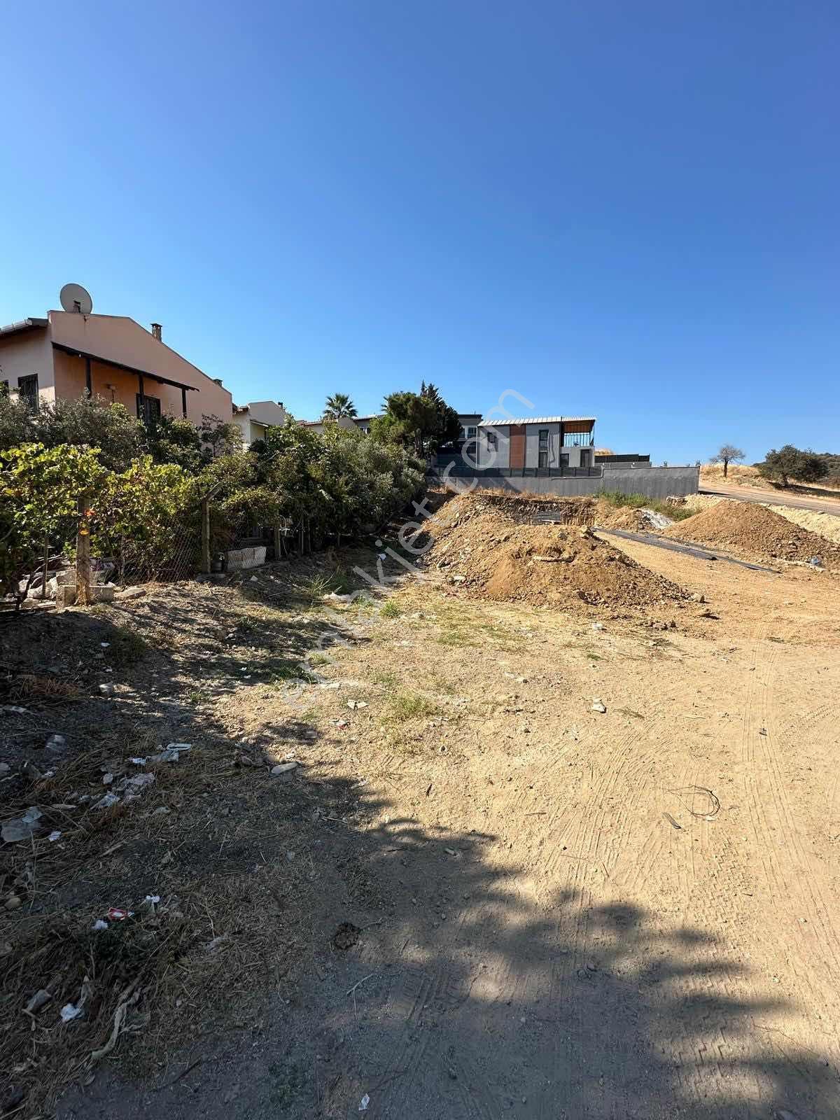 Manisalı Emlak Aliağa Çakmaklı'da Villa İmarlı 349 Metrekare