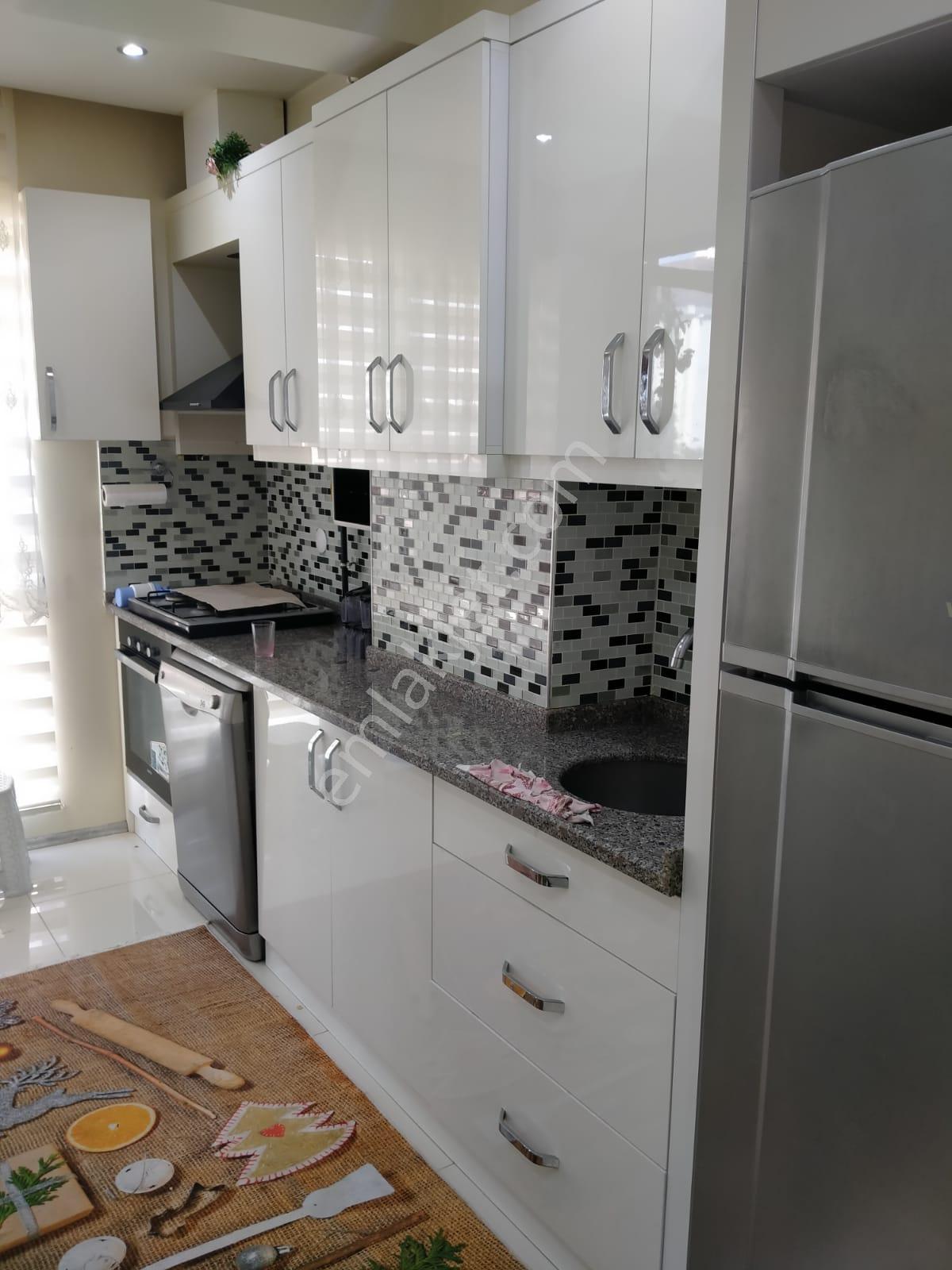 Kaan Emlaktan Kayhanda Ful Eşyalı 2+1 Kiralık Daire