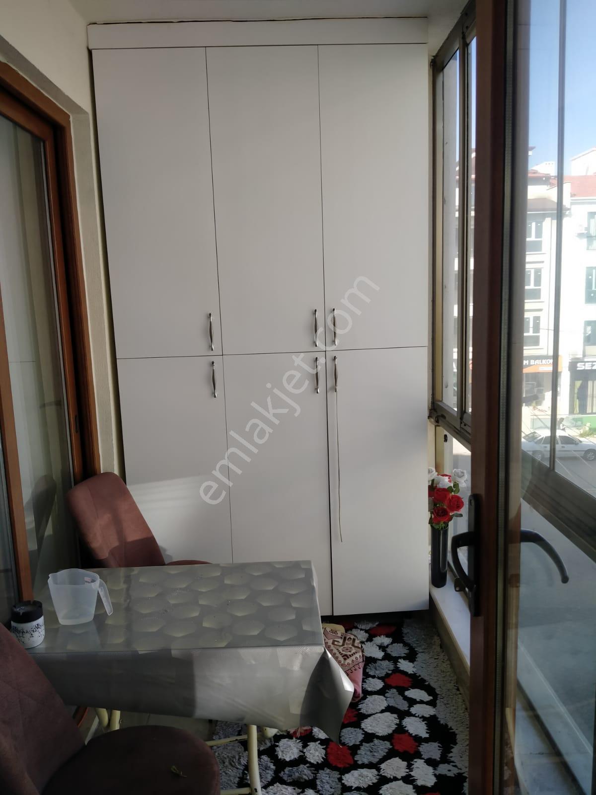 Kaan Emlaktan Kayhanda Ful Eşyalı 2+1 Kiralık Daire - Görsel 12