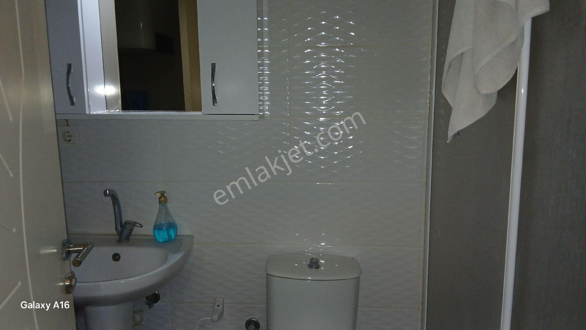 Kuşadası Sahilde 2+1 Eşyalı Satılık Dubleks - Görsel 12