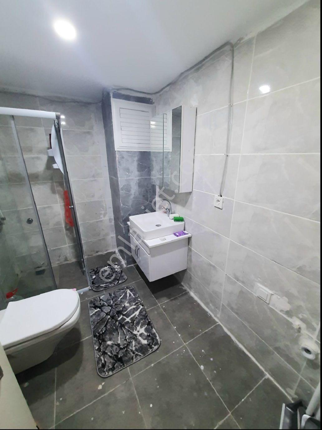 Sahibinden. Hayat Park 4 Elite House Sitesi Havuz Ve Şehir Manzaralı Ön Cephe Güney 1+1 65m2 Daire - Görsel 18