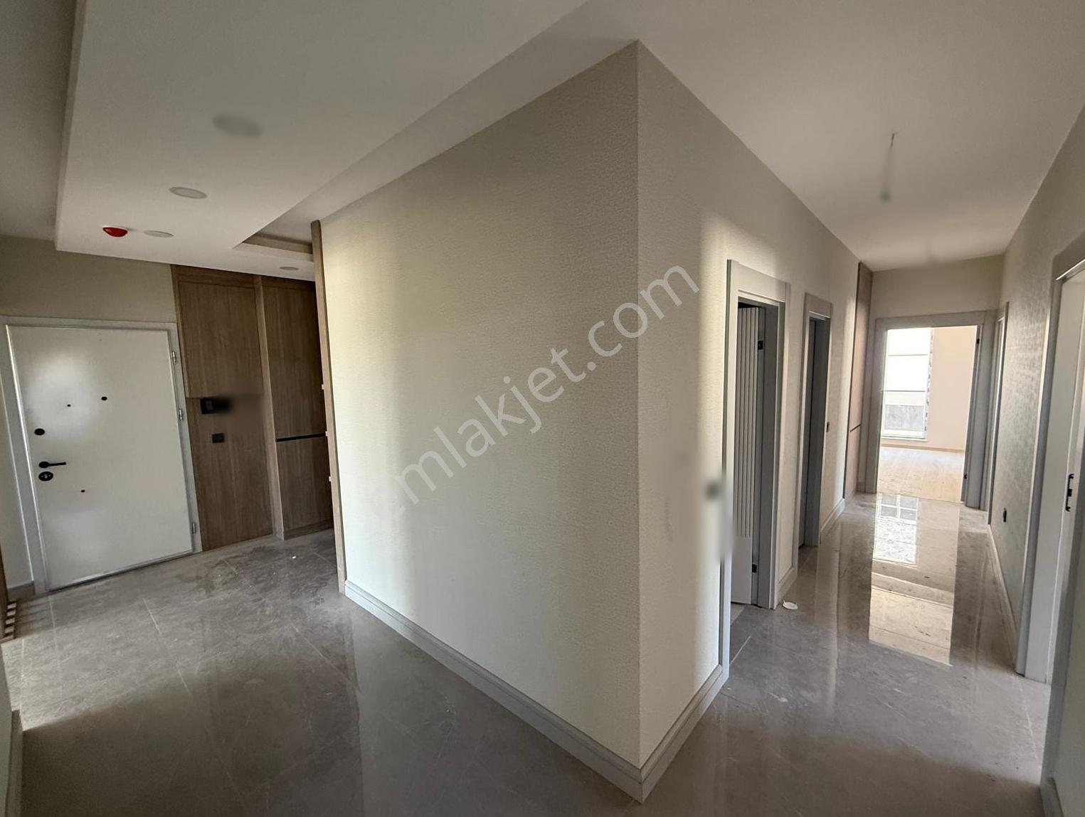 Yenimahalle Susuz Orhanlar Sitesi'nde Geniş 4+1 Satılık Daire - Görsel 23