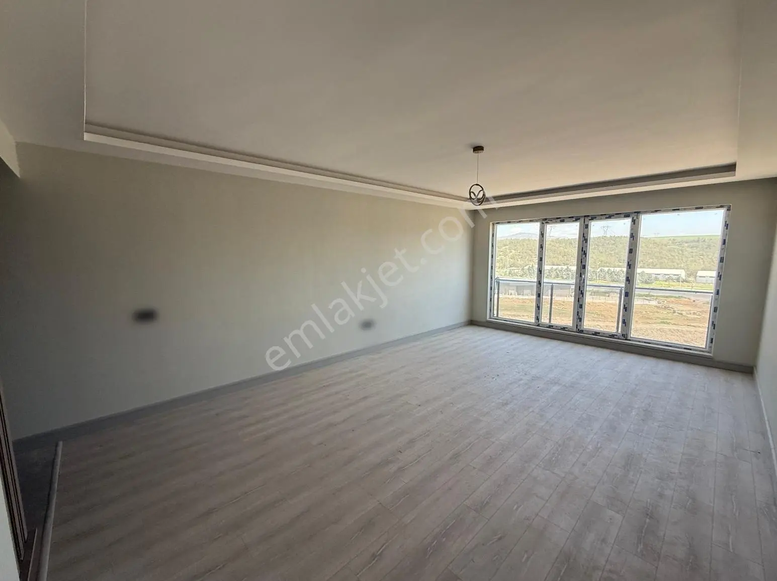 Yenimahalle Susuz Orhanlar Sitesi'nde Geniş 4+1 Satılık Daire - Görsel 3