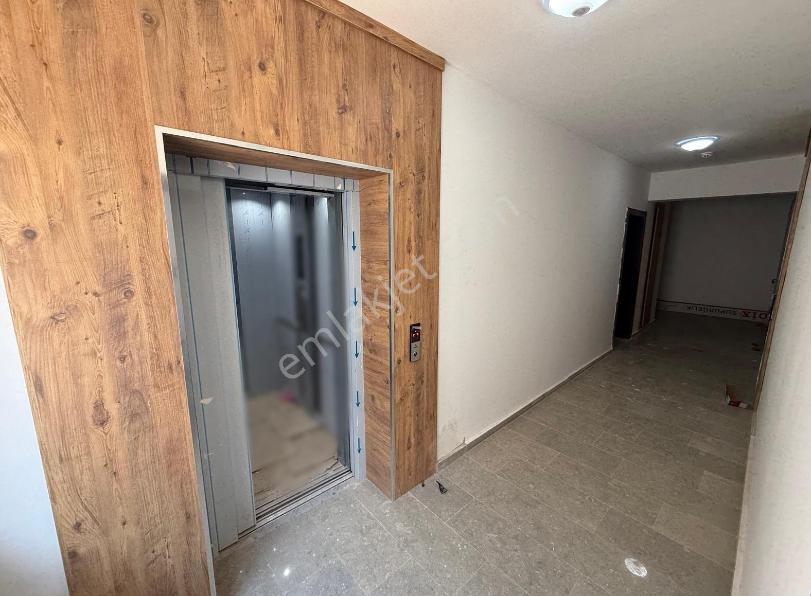 Yenimahalle Susuz Orhanlar Sitesi'nde Geniş 4+1 Satılık Daire - Görsel 21