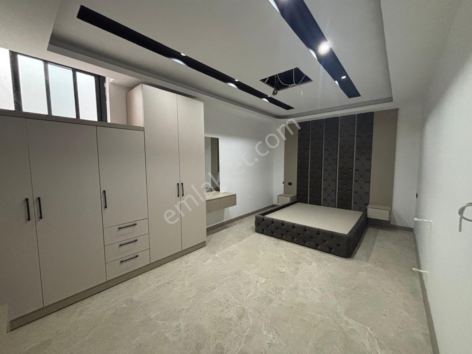 Altıntaş'da Havuzlu Lüks Villa | 5+2 | 235 M² - Görsel 5