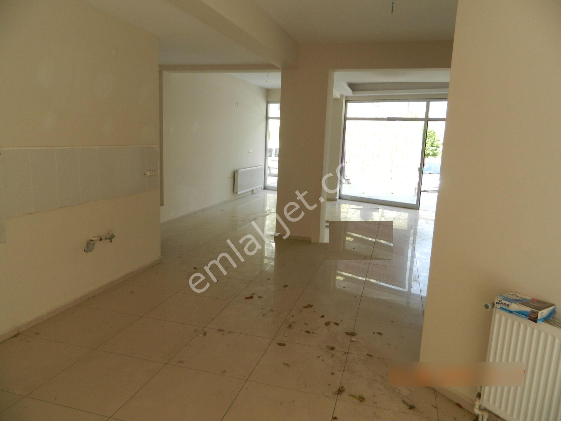 Star Emlakta Çetinemeçte Wc,mutfaklı Dep.yön.li Çift Cephe 80m2 Dükkan - Görsel 8