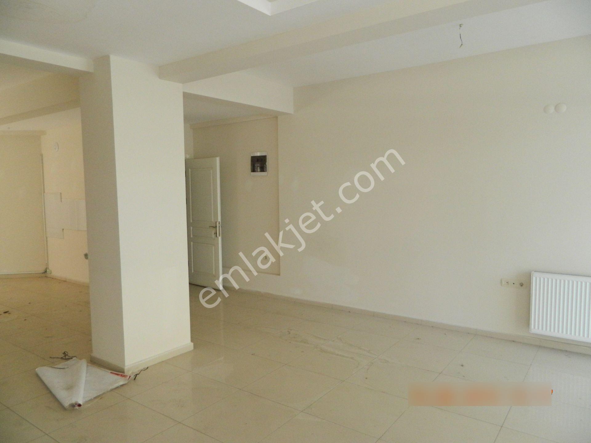 Star Emlakta Çetinemeçte Wc,mutfaklı Dep.yön.li Çift Cephe 80m2 Dükkan - Görsel 4