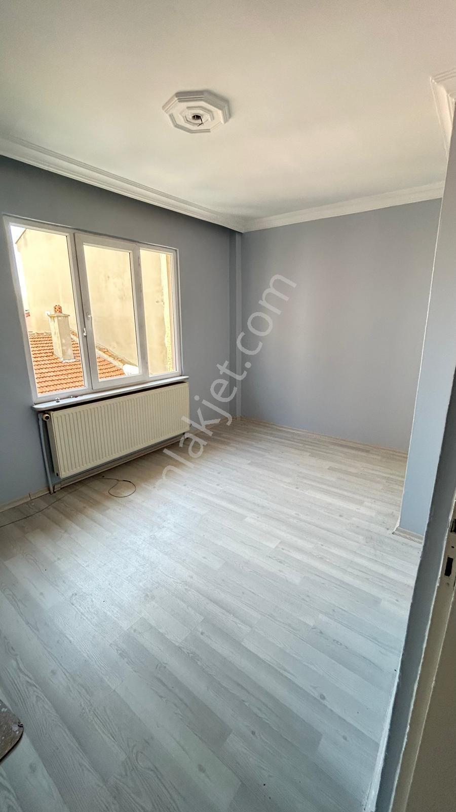 Kıyık Caddesi Yakınında 2 Balkonlu 2+1 Kiralık Daire - Görsel 24