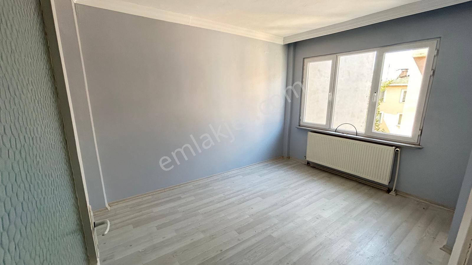 Kıyık Caddesi Yakınında 2 Balkonlu 2+1 Kiralık Daire - Görsel 14