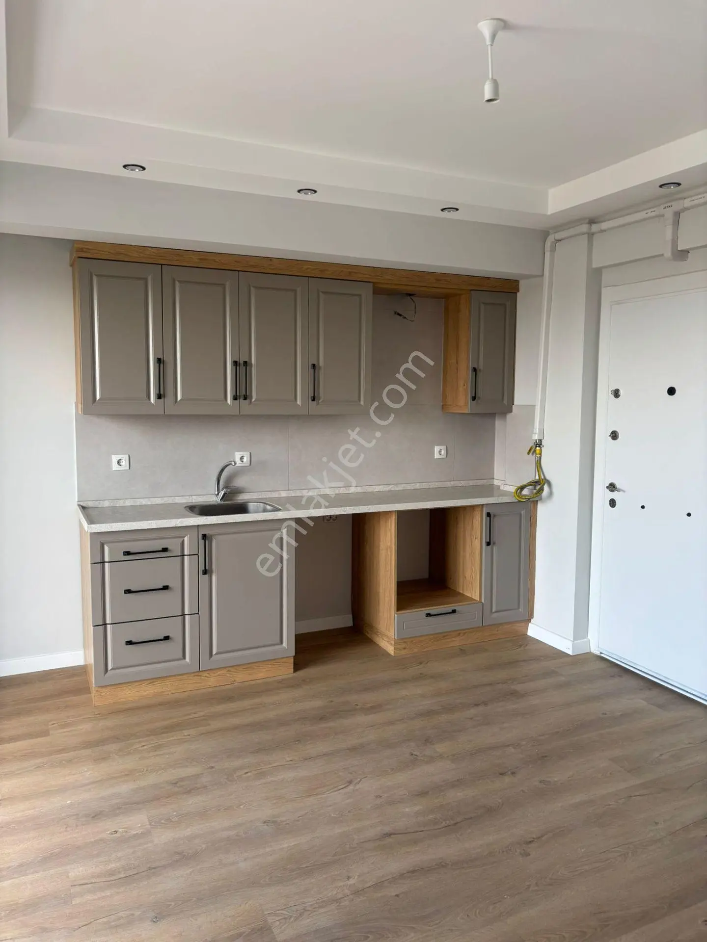 Satılık Yeşilyurt Mahallesinde 1+1 Sıfır Daire - Görsel 2
