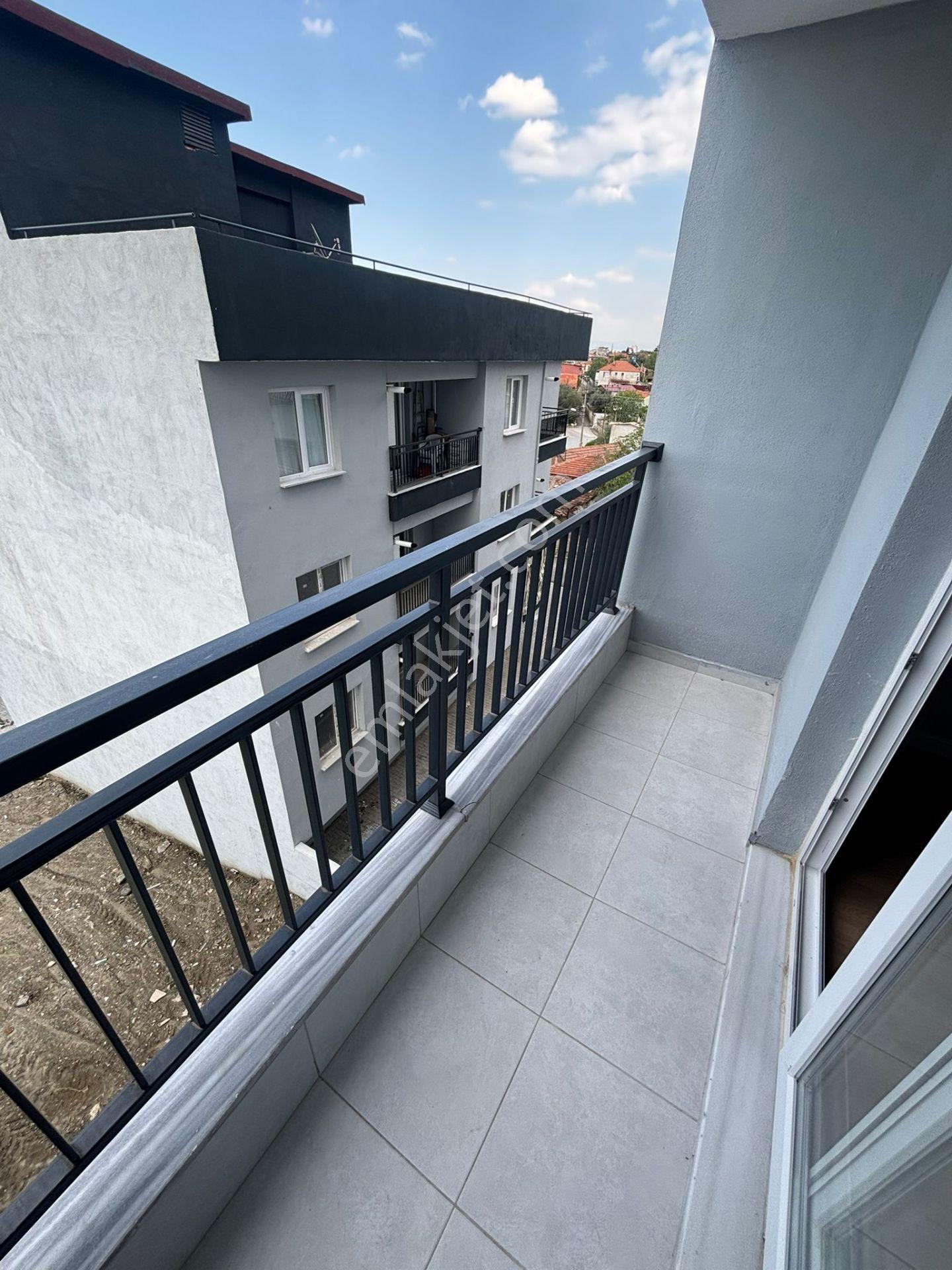 Satılık Yeşilyurt Mahallesinde 1+1 Sıfır Daire - Görsel 9