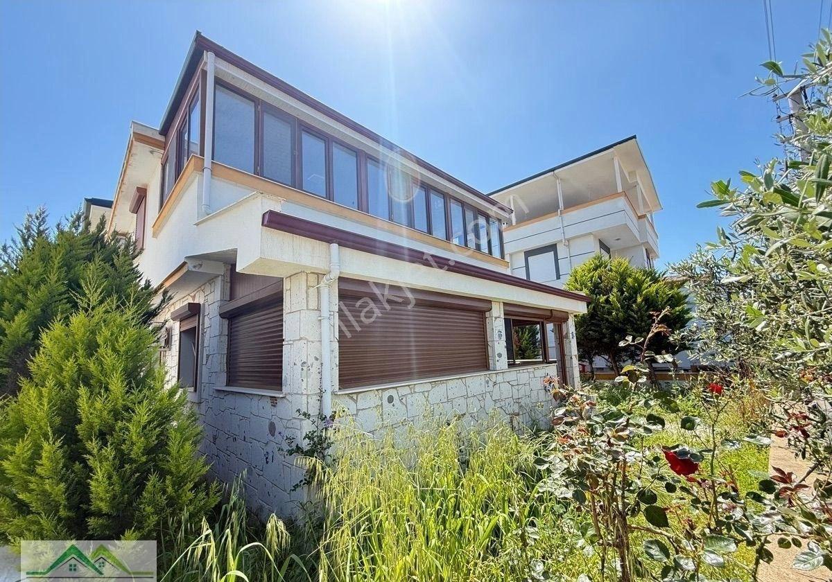 Seferihisar Doğanbey'de Satılık 2+1 Bahçeli Full Eşyalı Villa - Görsel 6