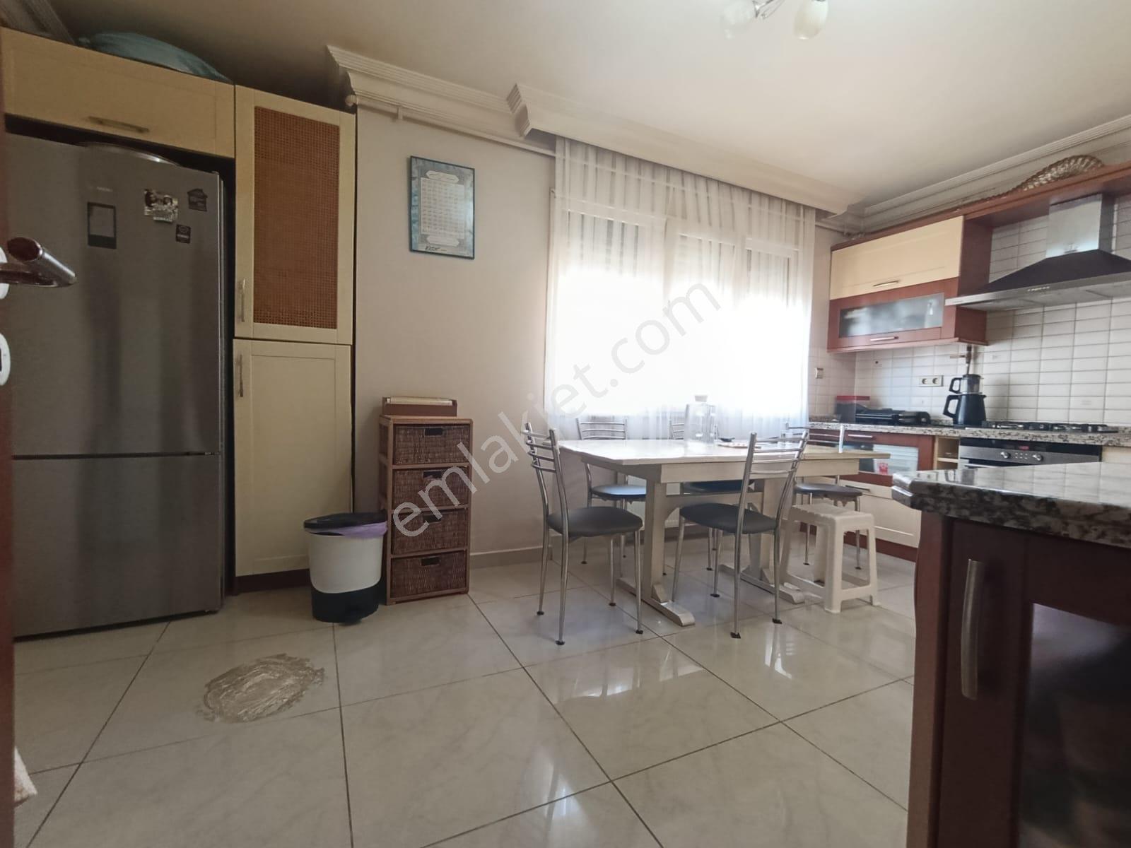 Bahçelievler Çalışlar Caddesine Yakın 220 M² Geniş 4+1 Satılık - Görsel 11