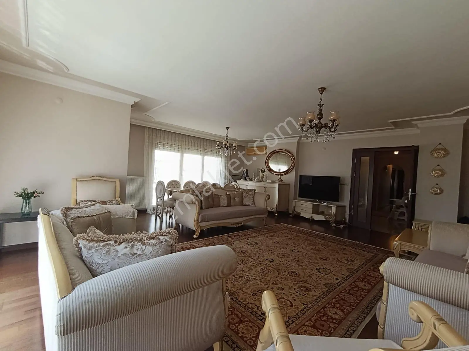 Bahçelievler Çalışlar Caddesine Yakın 220 M² Geniş 4+1 Satılık - Görsel 5