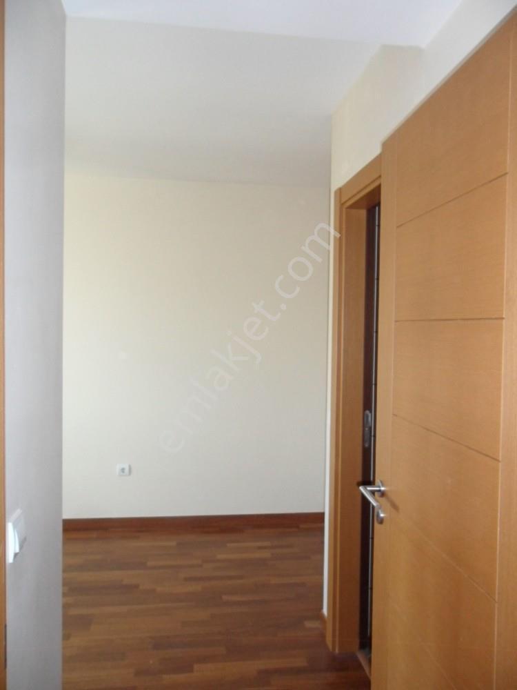 Solar Kent Sitesinde 2 Oda 1 Salon Ebeveyn Banyolu Daire - Görsel 17