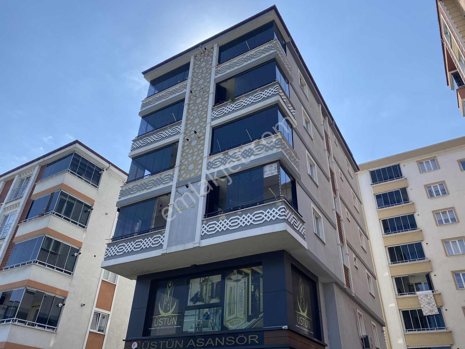 Yağmur Emlak'tan Tekkeköyde Kiralık 2+0 Eşyalı Lüks Daire - Görsel 2