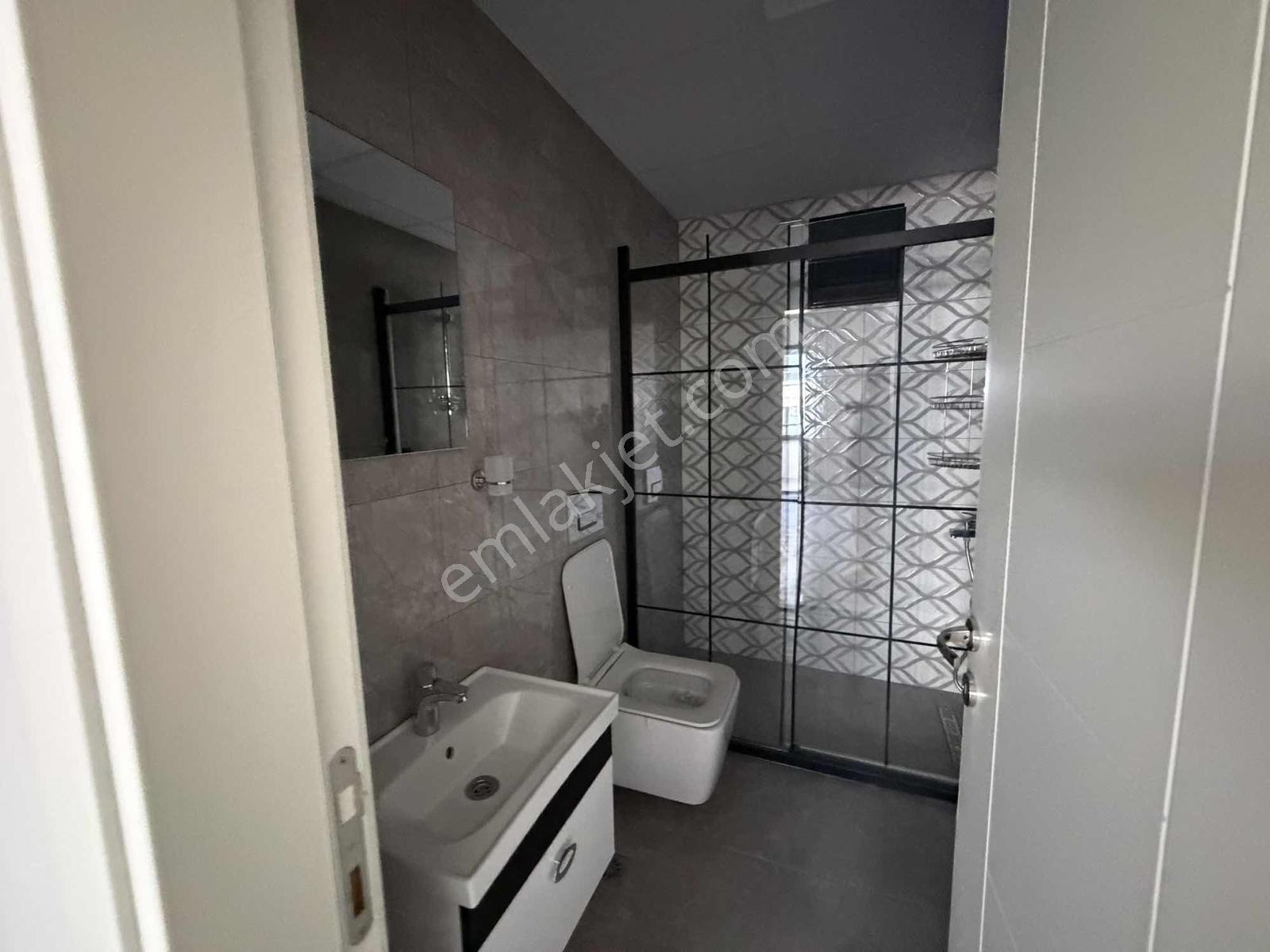 Serdivan Kiralık Daire 5+1 Meşale Evler Site İçi Lüks Daire - Görsel 8