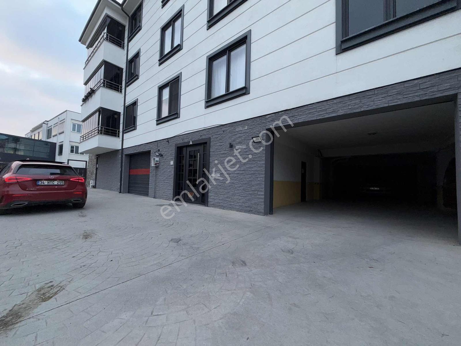 Serdivan Kiralık Daire 5+1 Meşale Evler Site İçi Lüks Daire - Görsel 15